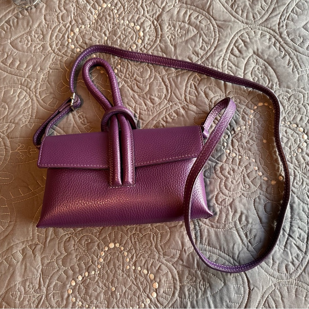 Elegant Purple Leather Crossbody Bag